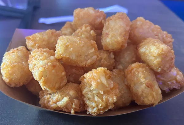 Tater tots. These were crunchy and seasoned well. Could’ve been fried a bit longer.